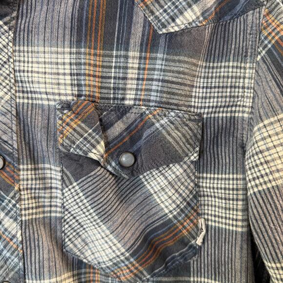 Vans Men’s Plaid Snap Up Shirt Size M - Picture 4 of 4